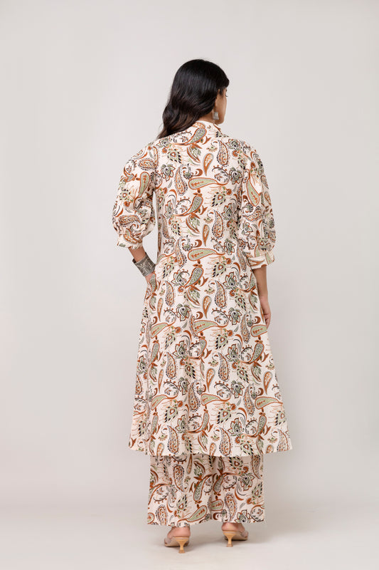 The Lavender Bloom:colour Pure Taj Cambric Cotton Kurta-Palazzo Set with Puff Sleeves Kalamkari Printed.