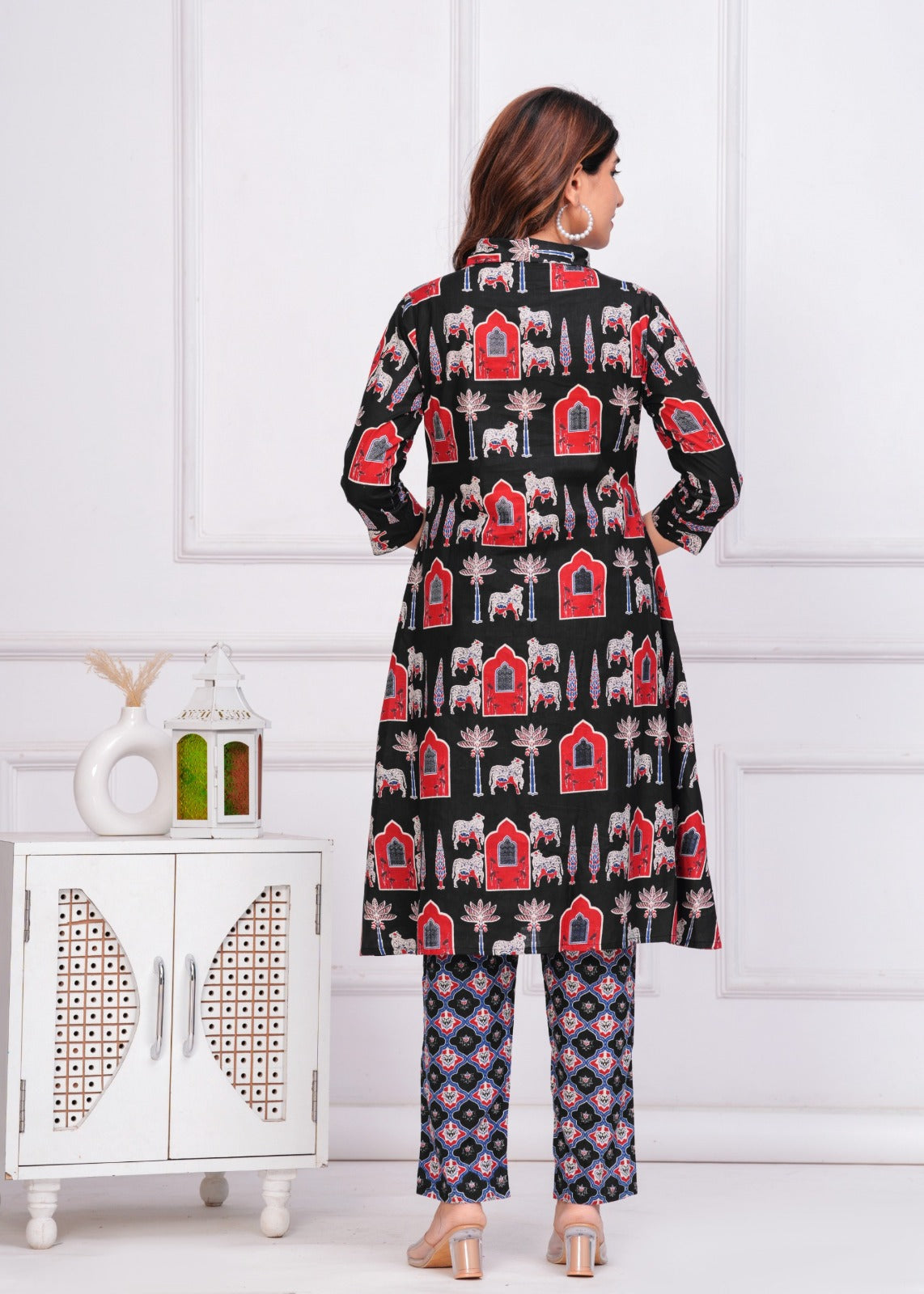 The Rajasthani Horse Print Cotton Cambric Mandarin Collar A-Line Kurti Set