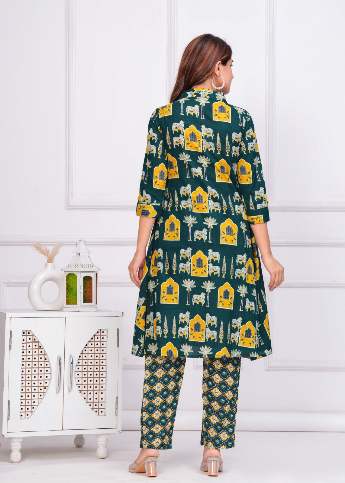 The Rajasthani Horse Print Cotton Cambric Mandarin Collar A-Line Kurti Set