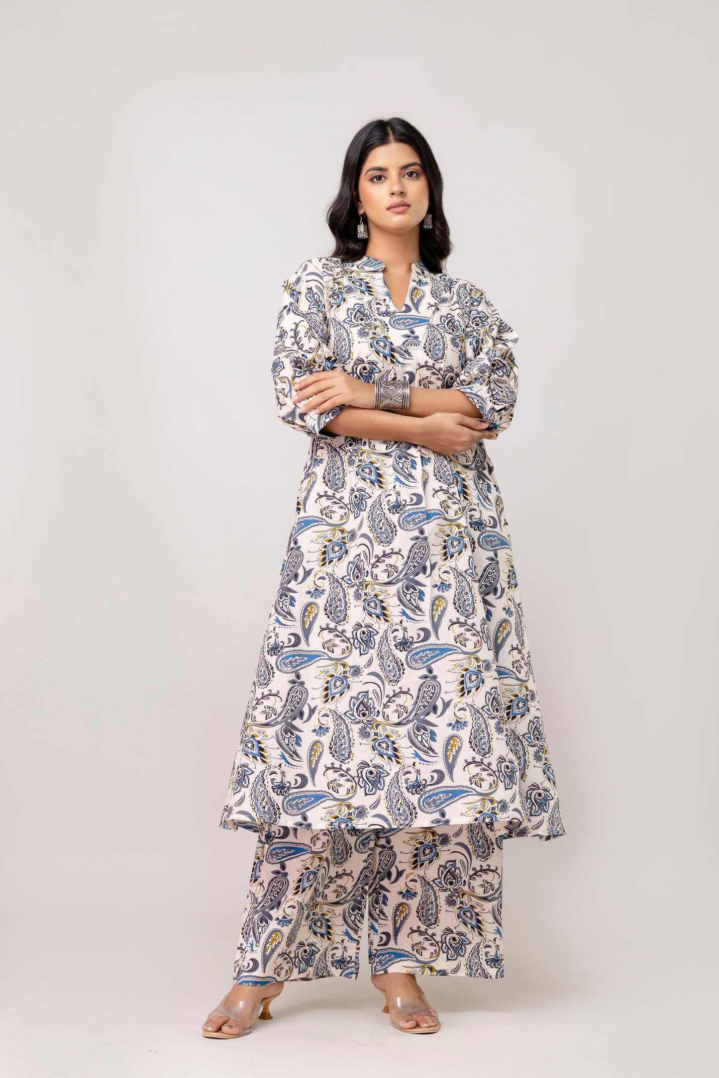 The Lavender Bloom:colour Pure Taj Cambric Cotton Kurta-Palazzo Set with Puff Sleeves Kalamkari Printed.