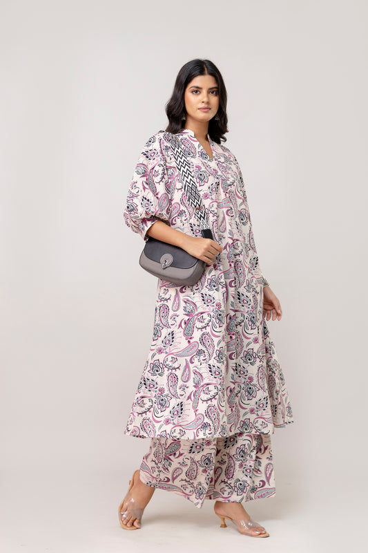 The Lavender Bloom:colour Pure Taj Cambric Cotton Kurta-Palazzo Set with Puff Sleeves Kalamkari Printed.