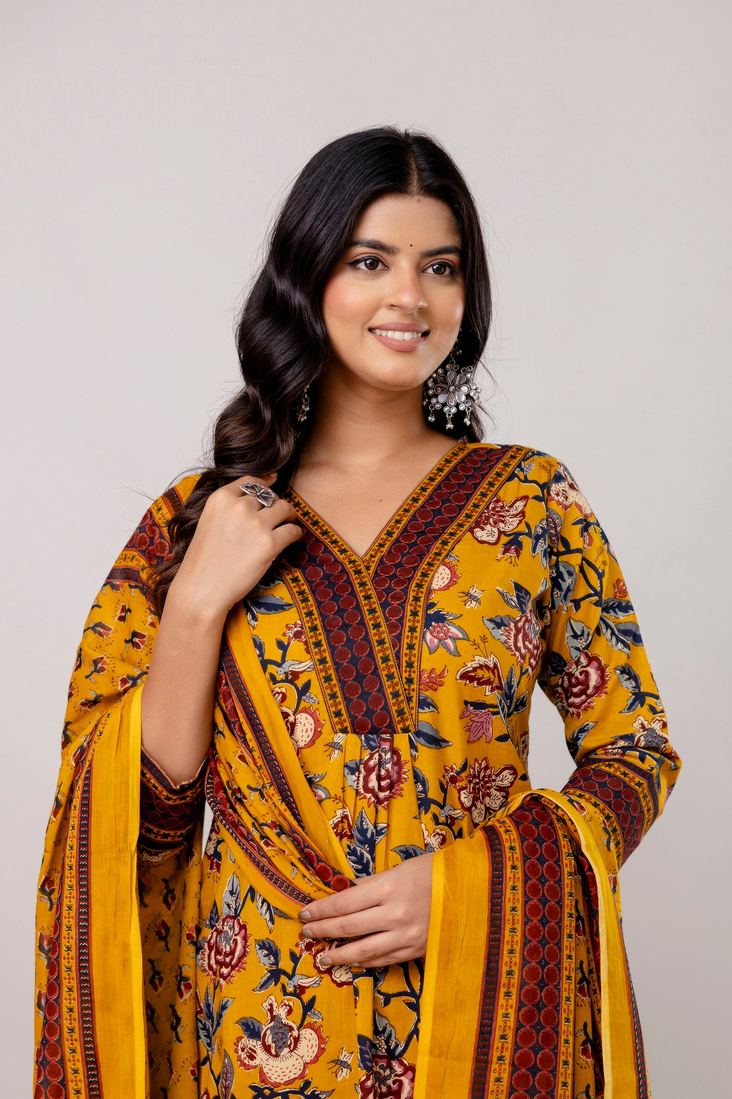 Yellow Colour V-Neck Kurta Set with Intricate Border Print Dupatta