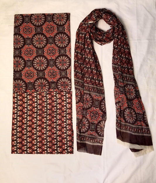 Taj Cotton Top And Bottom With Mulmul Cotton Dupatta (2.50 Meter).