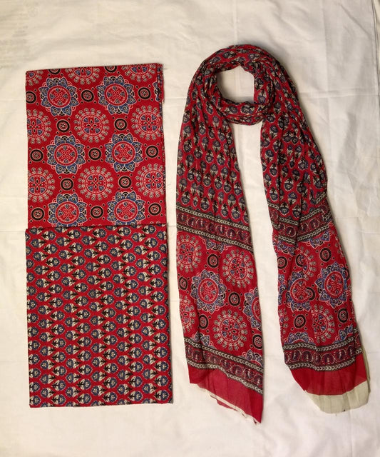 Taj Cotton Top And Bottom With Mulmul Cotton Dupatta (2.50 Meter).